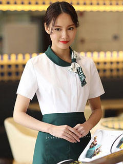 真实经历约会36D丰满翘臀服务员